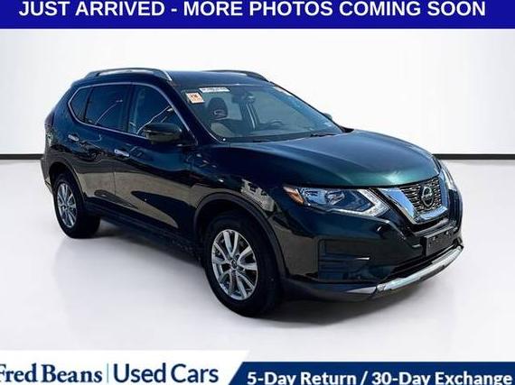 NISSAN ROGUE 2018 5N1AT2MVXJC812561 image NISSAN ROGUE 2018 5N1AT2MVXJC812561 image