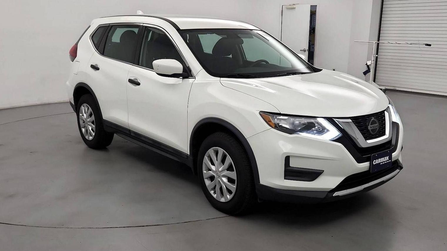 NISSAN ROGUE 2018 5N1AT2MV4JC700869 image