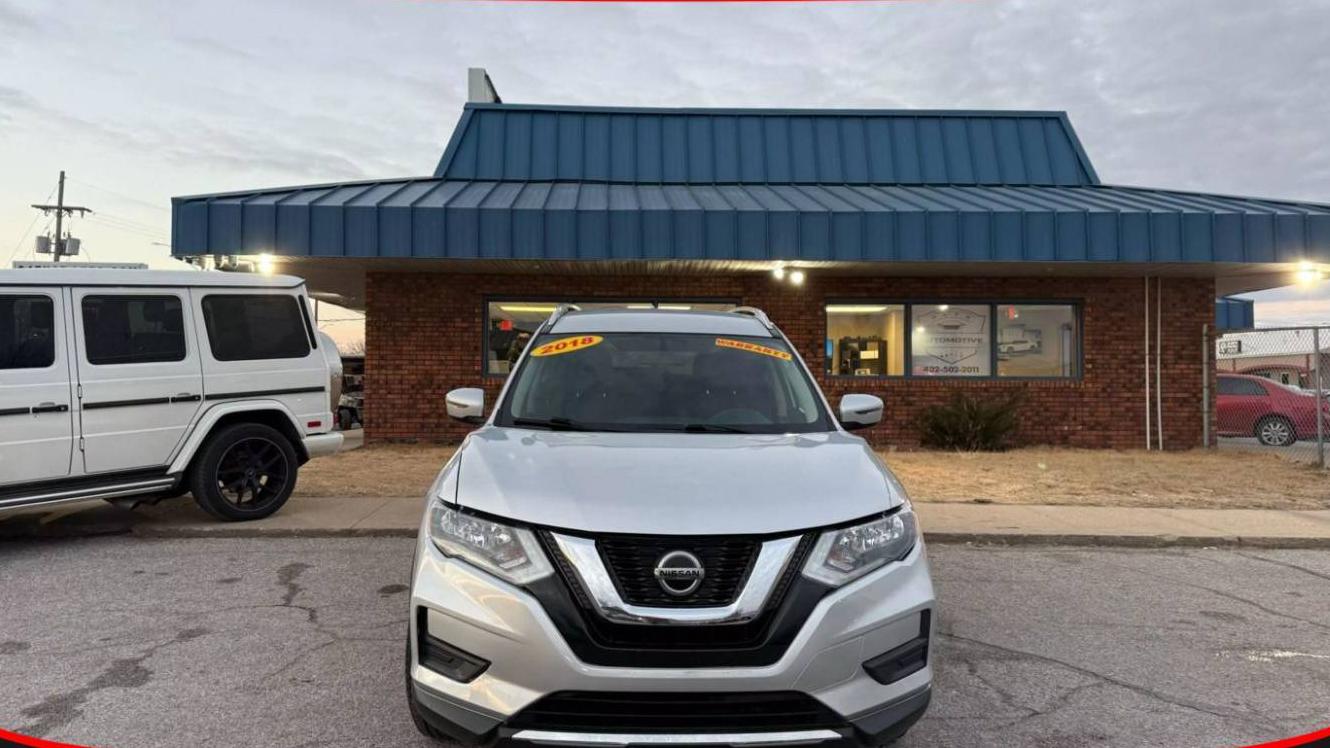 NISSAN ROGUE 2018 JN8AT2MV0JW346937 image