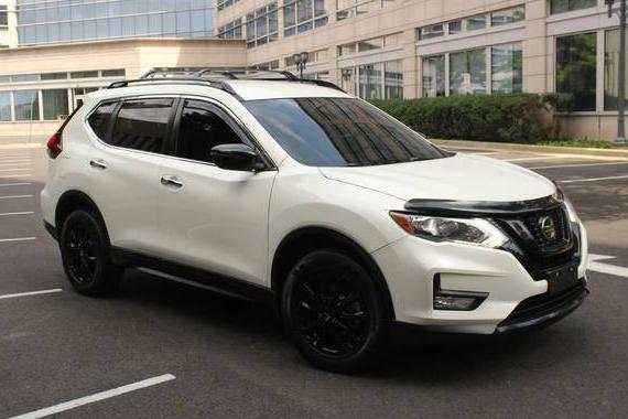 NISSAN ROGUE 2018 5N1AT2MV4JC748193 image