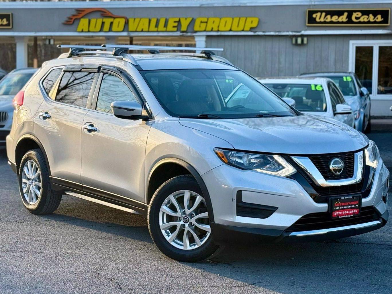 NISSAN ROGUE 2018 5N1AT2MV6JC845282 image