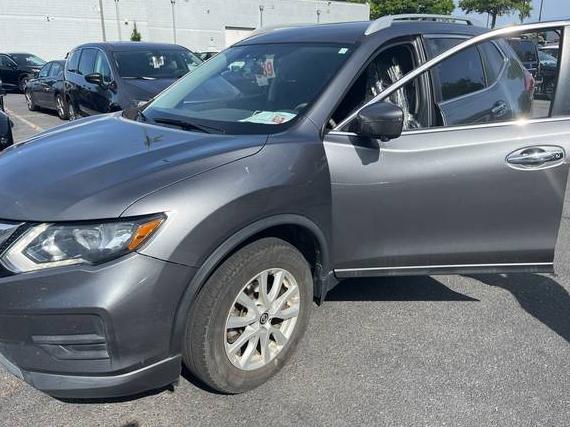 NISSAN ROGUE 2018 5N1AT2MV6JC808023 image