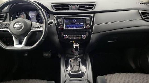 NISSAN ROGUE 2018 5N1AT2MVXJC803861 image