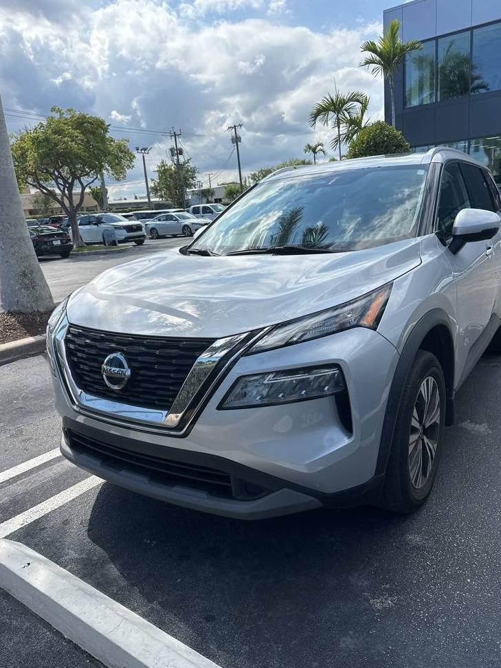 NISSAN ROGUE 2021 5N1AT3BAXMC827913 image