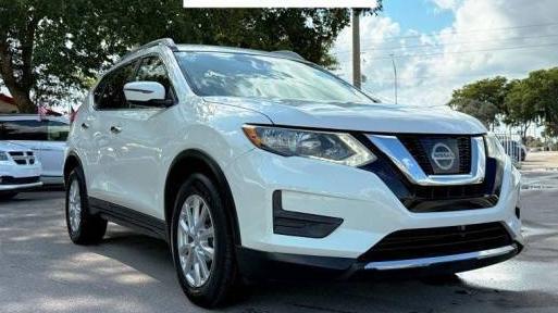 NISSAN ROGUE 2017 5N1AT2MT2HC839651 image