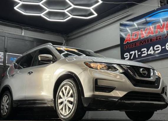 NISSAN ROGUE 2017 5N1AT2MT2HC778592 image NISSAN ROGUE 2017 5N1AT2MT2HC778592 image