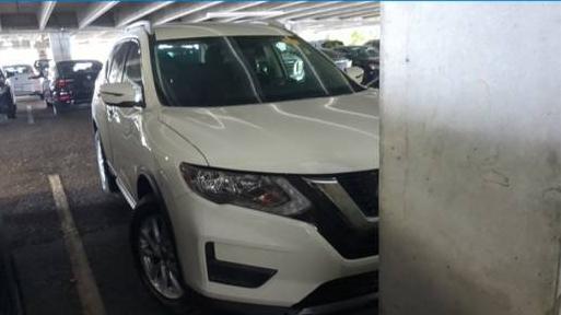 NISSAN ROGUE 2017 5N1AT2MT5HC874829 image