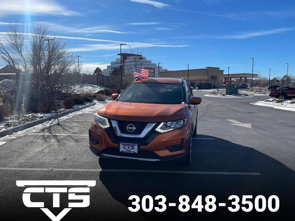 NISSAN ROGUE 2017 5N1ET2MT4HC800562 image