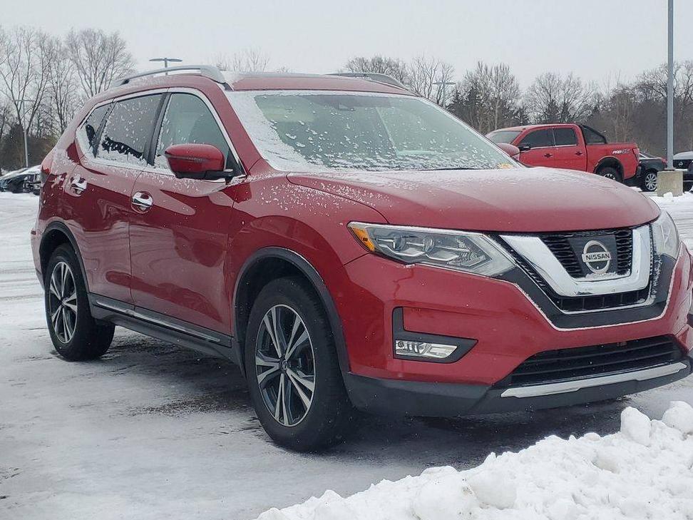 NISSAN ROGUE 2017 5N1AT2MV9HC762228 image