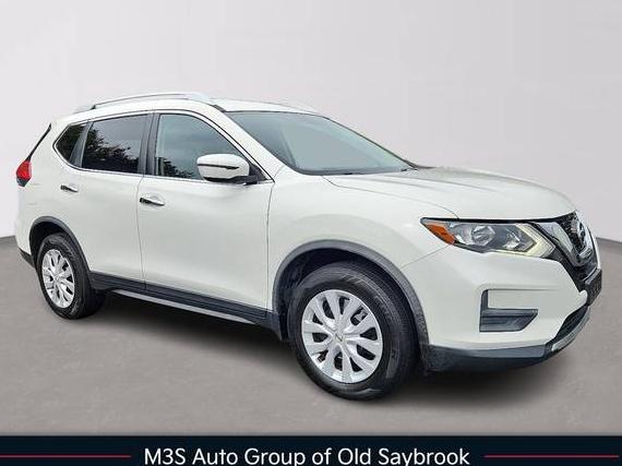 NISSAN ROGUE 2017 JN8AT2MV5HW000182 image