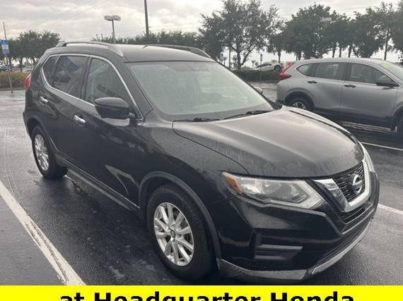 NISSAN ROGUE 2017 KNMAT2MT3HP561999 image