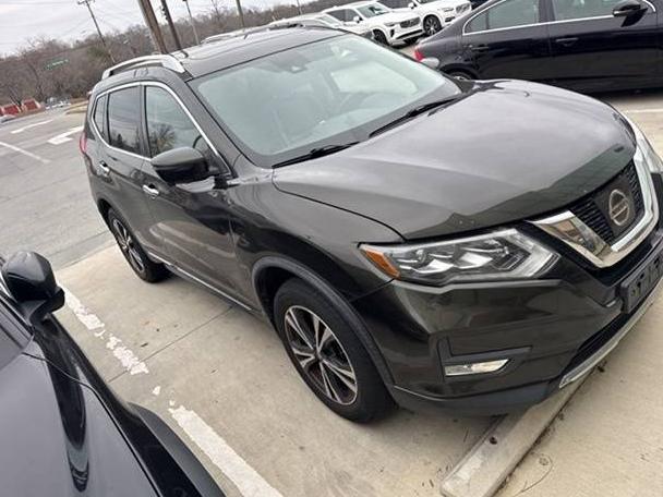 NISSAN ROGUE 2017 JN8AT2MVXHW251439 image