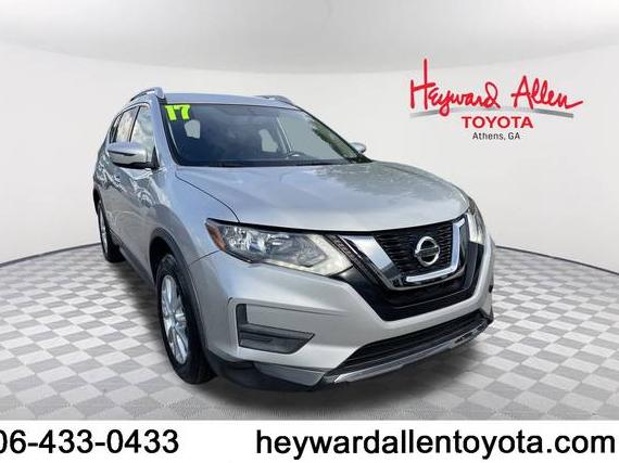 NISSAN ROGUE 2017 JN8AT2MT7HW132469 image