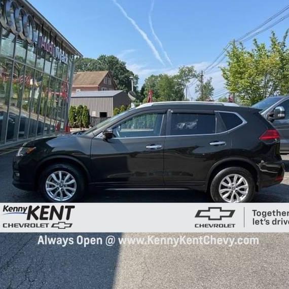 NISSAN ROGUE 2017 JN8AT2MV2HW018400 image