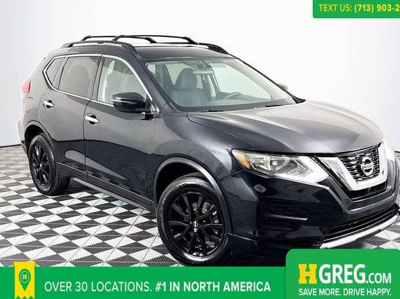 NISSAN ROGUE 2017 5N1AT2MV0HC811137 image NISSAN ROGUE 2017 5N1AT2MV0HC811137 image