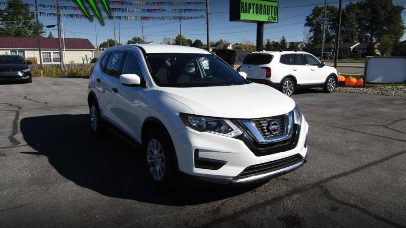 NISSAN ROGUE 2017 KNMAT2MTXHP532533 image