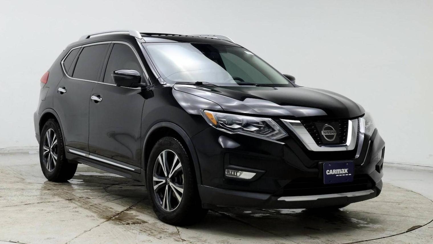 NISSAN ROGUE 2017 5N1AT2MT8HC888563 image