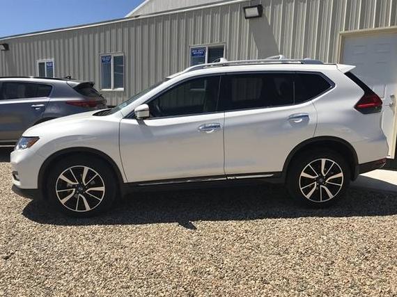 NISSAN ROGUE 2017 JN8AT2MV8HW015808 image