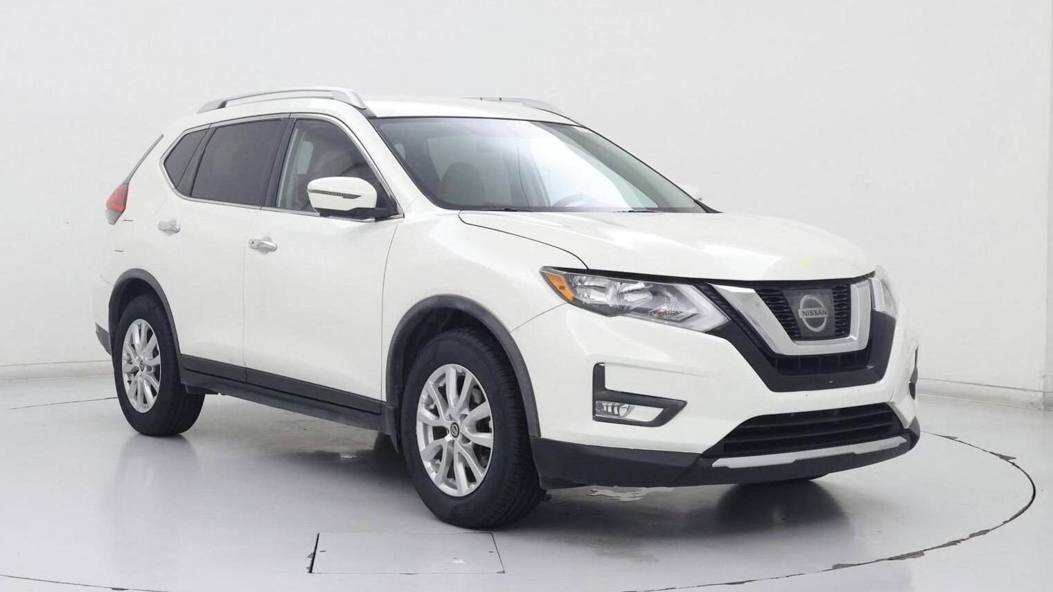 NISSAN ROGUE 2017 JN8AT2MT0HW400830 image