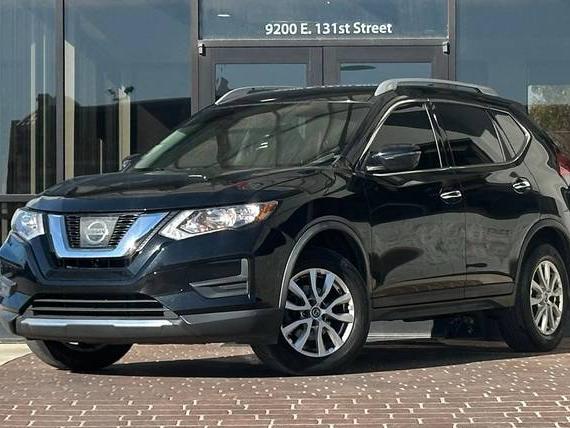 NISSAN ROGUE 2017 KNMAT2MV4HP591742 image NISSAN ROGUE 2017 KNMAT2MV4HP591742 image