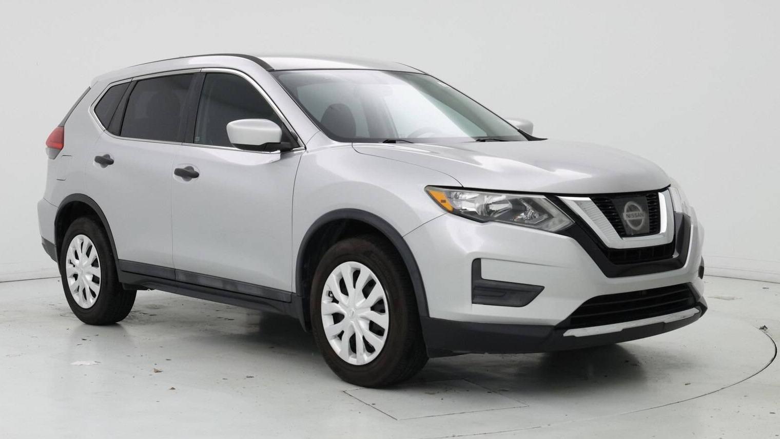 NISSAN ROGUE 2017 5N1AT2MT0HC863821 image