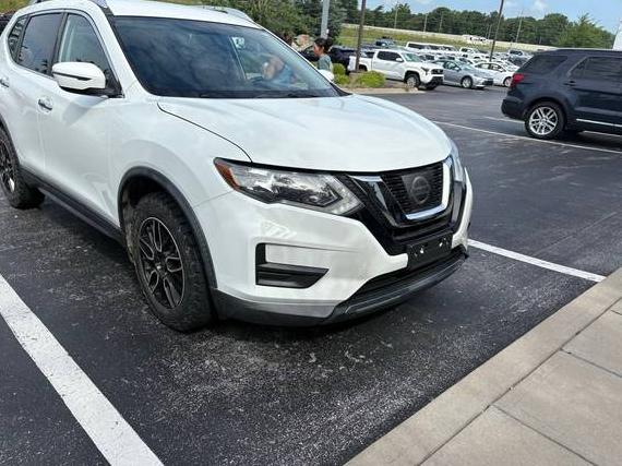 NISSAN ROGUE 2017 KNMAT2MT5HP593417 image