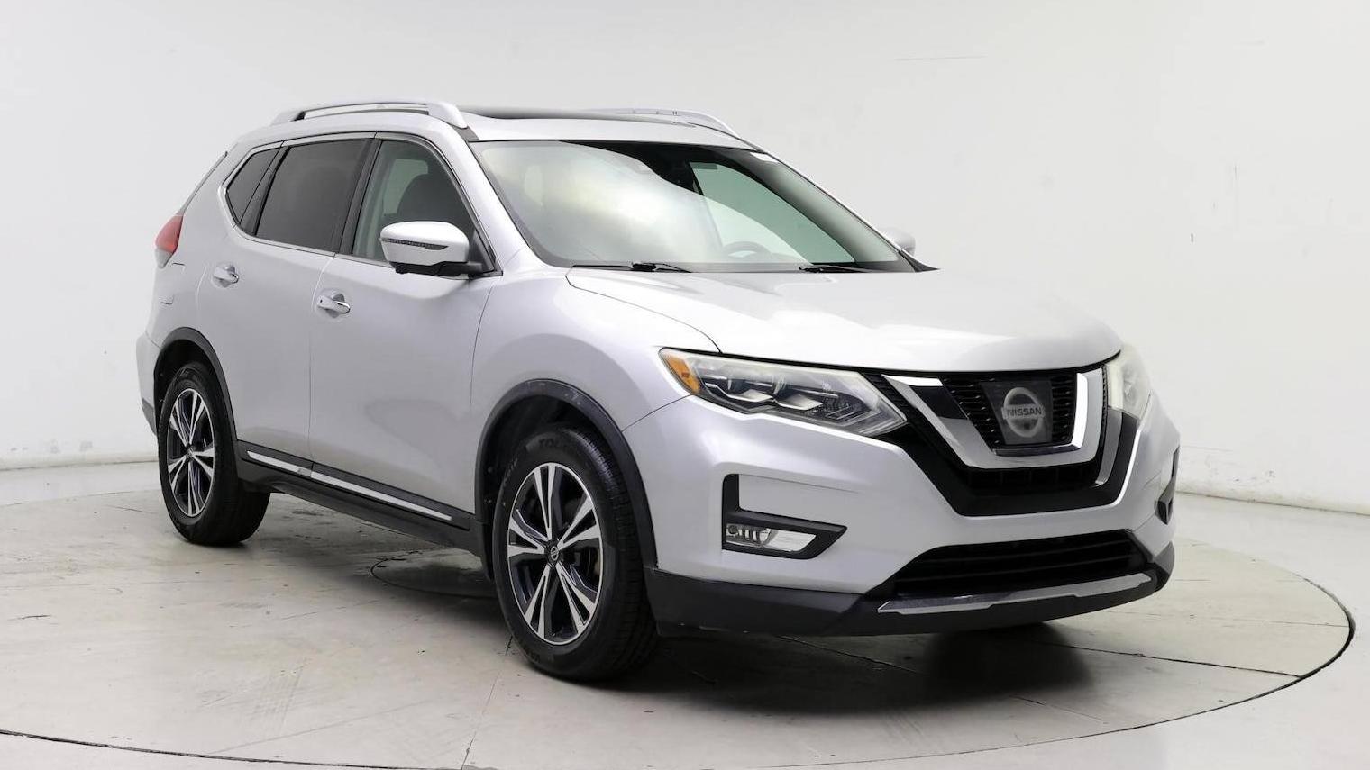 NISSAN ROGUE 2017 5N1AT2MT7HC833330 image