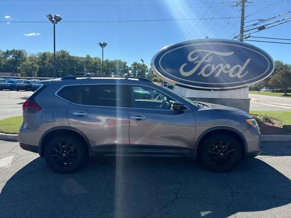 NISSAN ROGUE 2017 5N1AT2MV7HC807876 image NISSAN ROGUE 2017 5N1AT2MV7HC807876 image