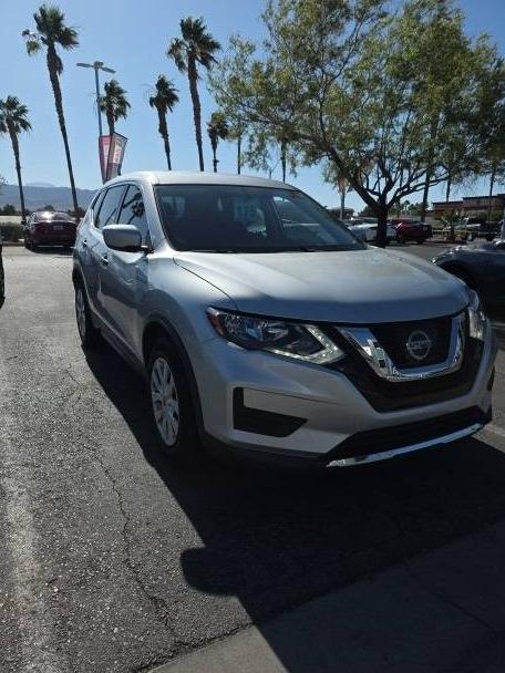 NISSAN ROGUE 2017 KNMAT2MT7HP599803 image