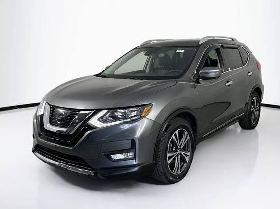 NISSAN ROGUE 2017 5N1AT2MT2HC842646 image