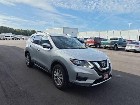 NISSAN ROGUE 2017 5N1AT2MV4HC854640 image NISSAN ROGUE 2017 5N1AT2MV4HC854640 image