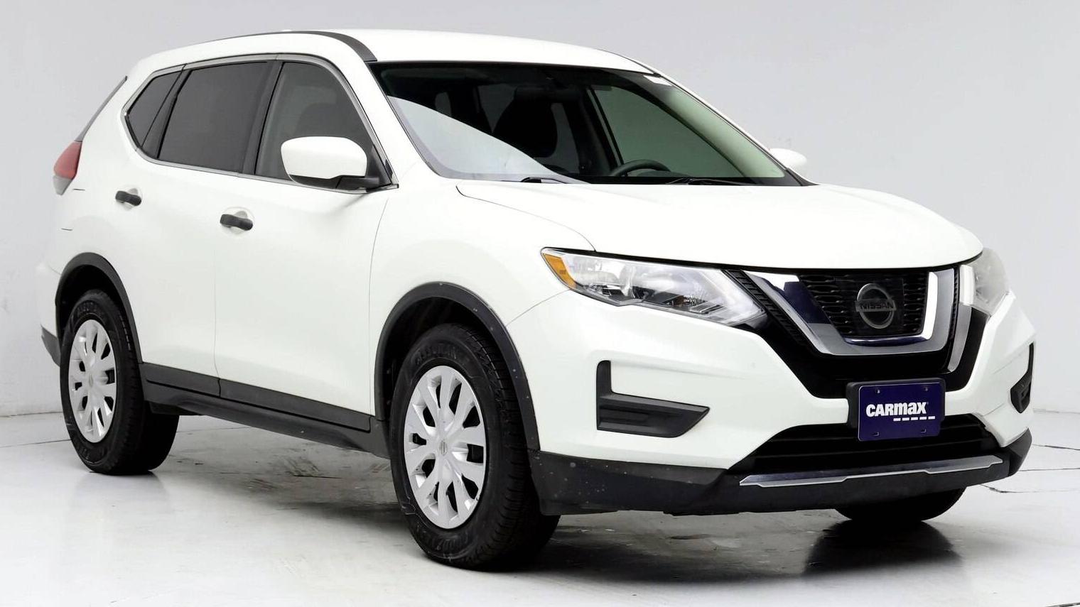 NISSAN ROGUE 2017 5N1AT2MT0HC847103 image