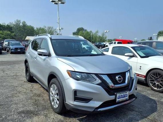 NISSAN ROGUE 2017 KNMAT2MV2HP520880 image