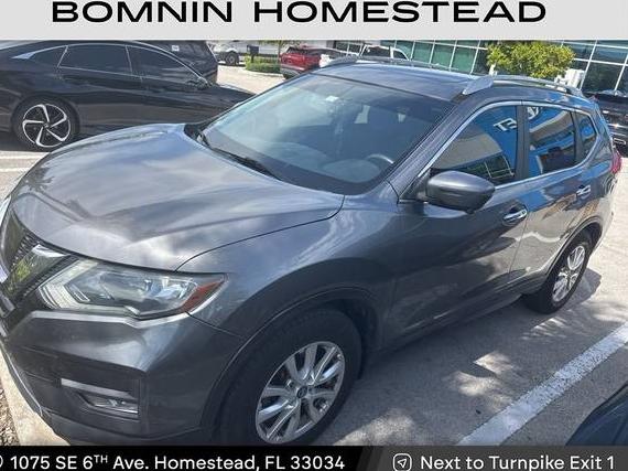 NISSAN ROGUE 2017 5N1AT2MT4HC844785 image