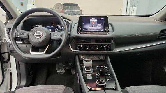 NISSAN ROGUE 2022 5N1BT3AB6NC706053 image