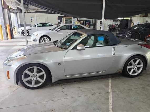 NISSAN 350Z 2005 JN1AZ36A75M756049 image