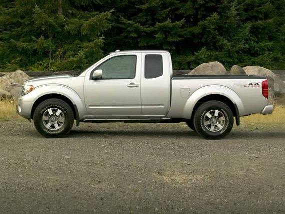 NISSAN FRONTIER 2018 1N6AD0CW5JN722137 image