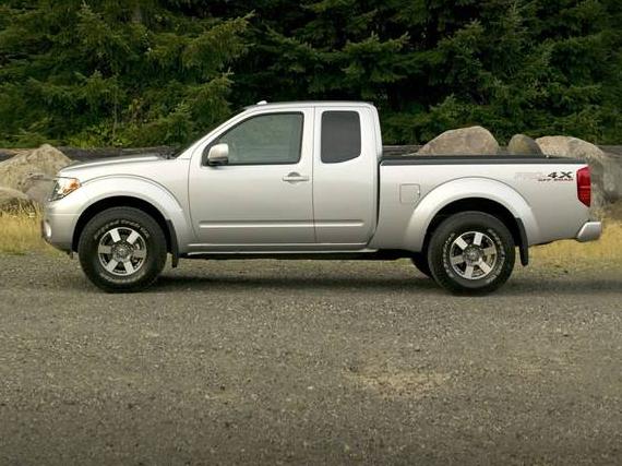 NISSAN FRONTIER 2017 1N6DD0FVXHN718823 image