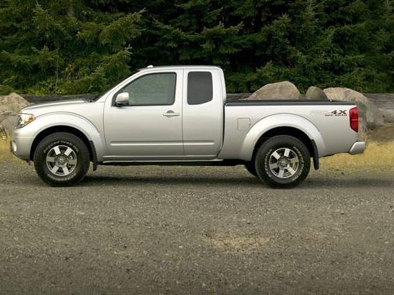 NISSAN FRONTIER 2017 1N6DD0ER1HN772368 image