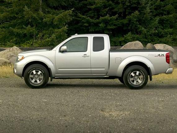NISSAN FRONTIER 2017 1N6AD0EV1HN714096 image