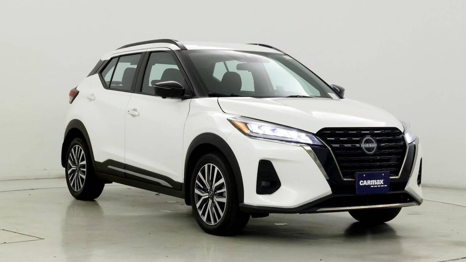 NISSAN KICKS 2023 3N1CP5DV5PL524692 image