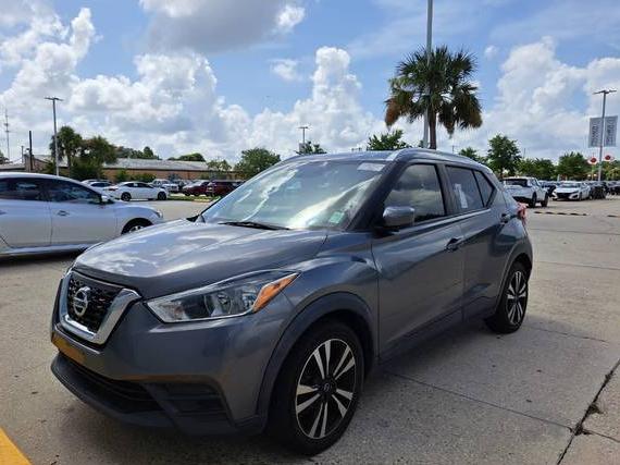 NISSAN KICKS 2019 3N1CP5CU5KL554602 image