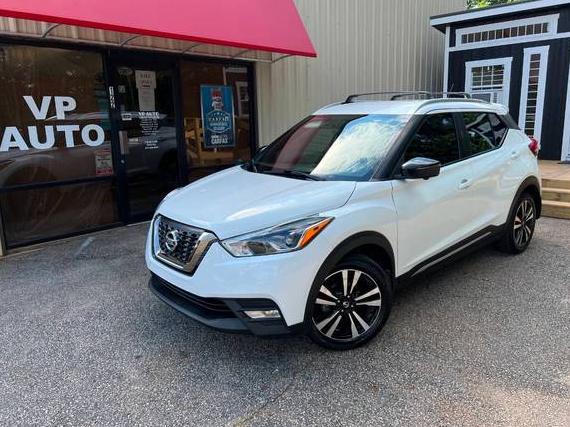 NISSAN KICKS 2019 3N1CP5CU6KL493437 image