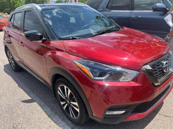 NISSAN KICKS 2019 3N1CP5CU4KL533983 image
