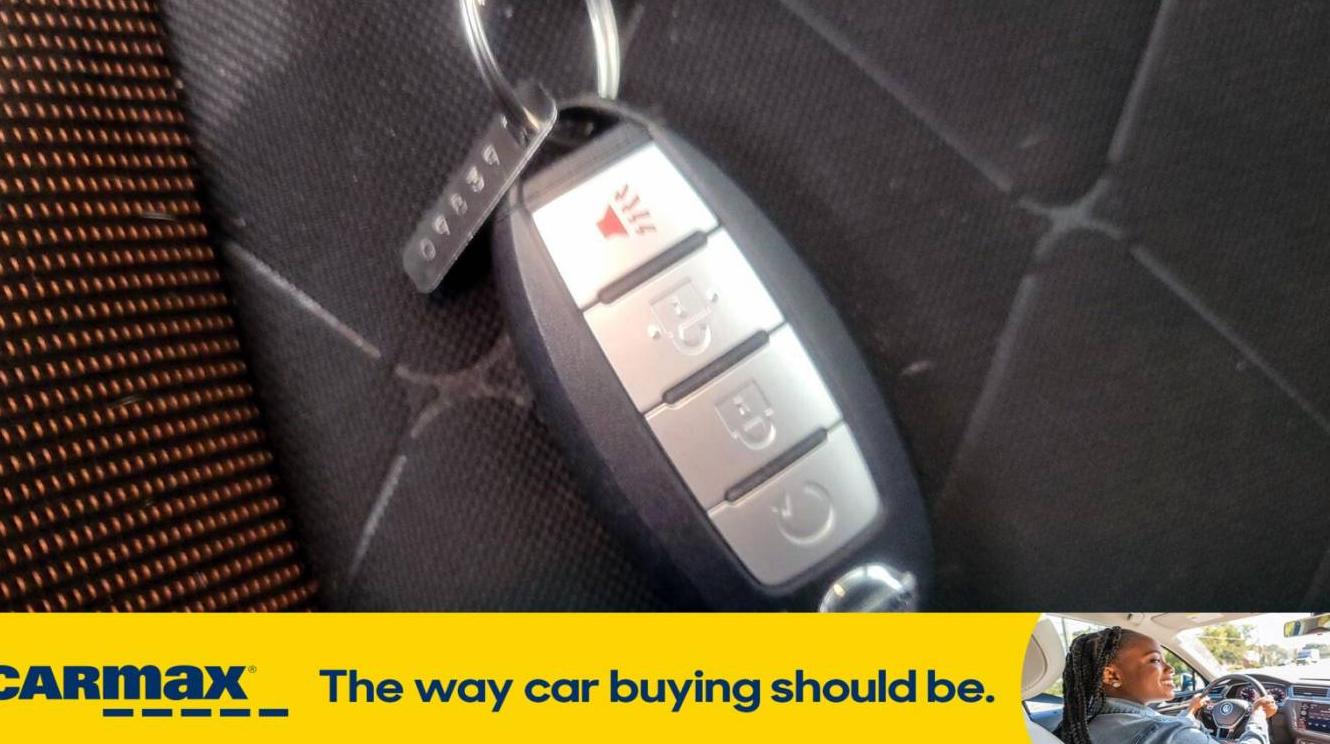 NISSAN KICKS 2019 3N1CP5CU0KL483468 image