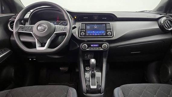 NISSAN KICKS 2019 3N1CP5CU3KL518620 image