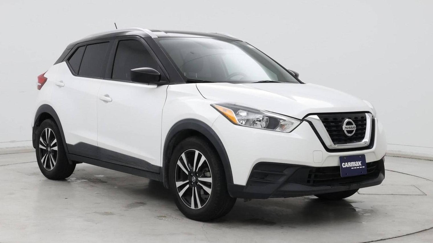 NISSAN KICKS 2019 3N1CP5CU3KL504863 image