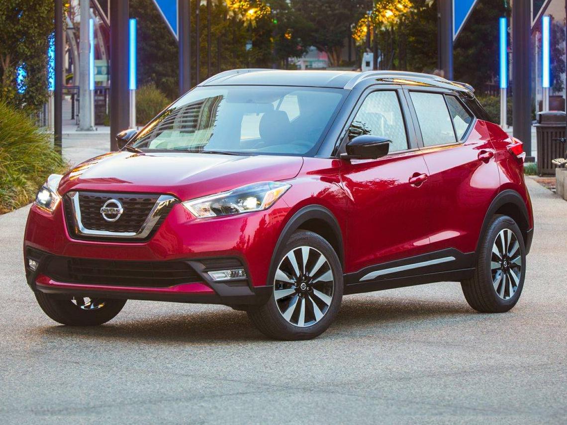 NISSAN KICKS 2019 3N1CP5CU9KL561388 image