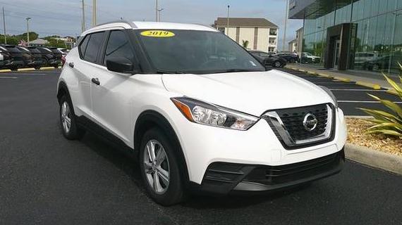 NISSAN KICKS 2019 3N1CP5CU3KL536776 image
