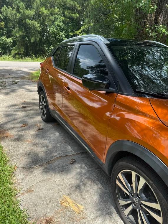NISSAN KICKS 2019 3N1CP5CU7KL550972 image